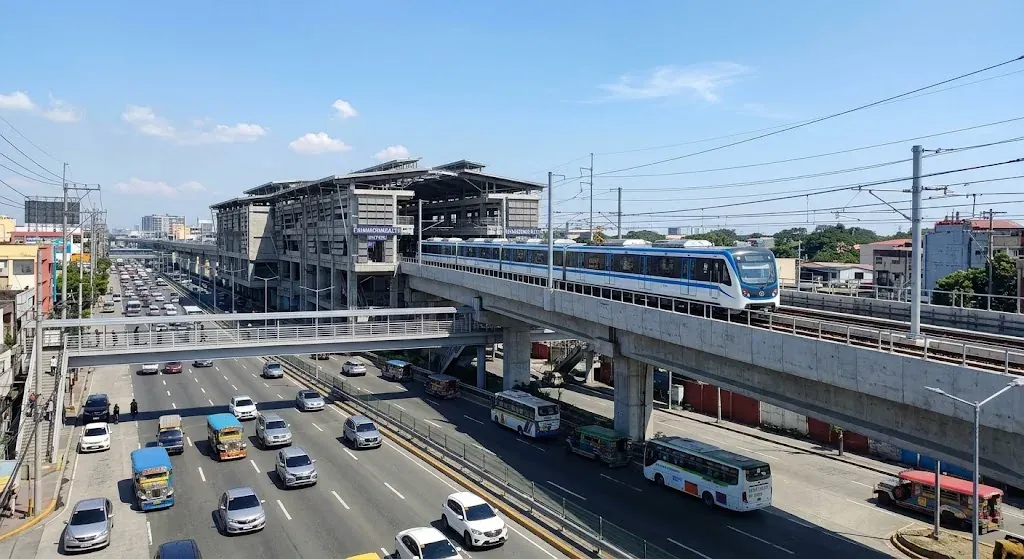 MRT-7 construction along Commonwealth Avenue, Quezon City